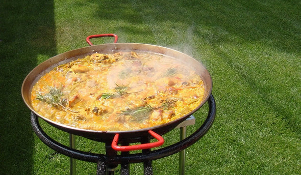 Een leuk recept voor een lekkere paella te bereiden met je eigen paella pan