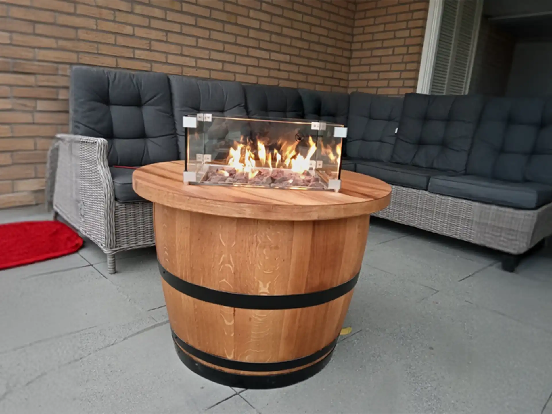Adeqo Vuurtafel Eikenhout Rond met vierkante brander