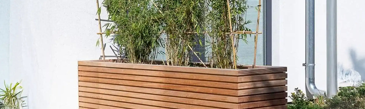 Hardhouten bloembakken voor buiten; waar moet je op letten!