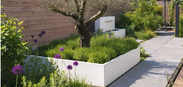 De mogelijke RAL-kleuren van de polyester en aluminium plantenbakken van Adezz