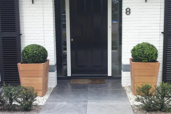 10 voordelen van de hardhouten plantenbak