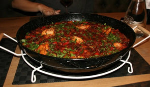 Recept paella mixta met gamba’s, mosselen, inktvis, verse chorizo en kip
