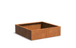 Adezz Carrez Cortenstaal Plantenbak Vierkant 140 x 140 x 40 cm met bodem, productfoto op witte achtergrond.