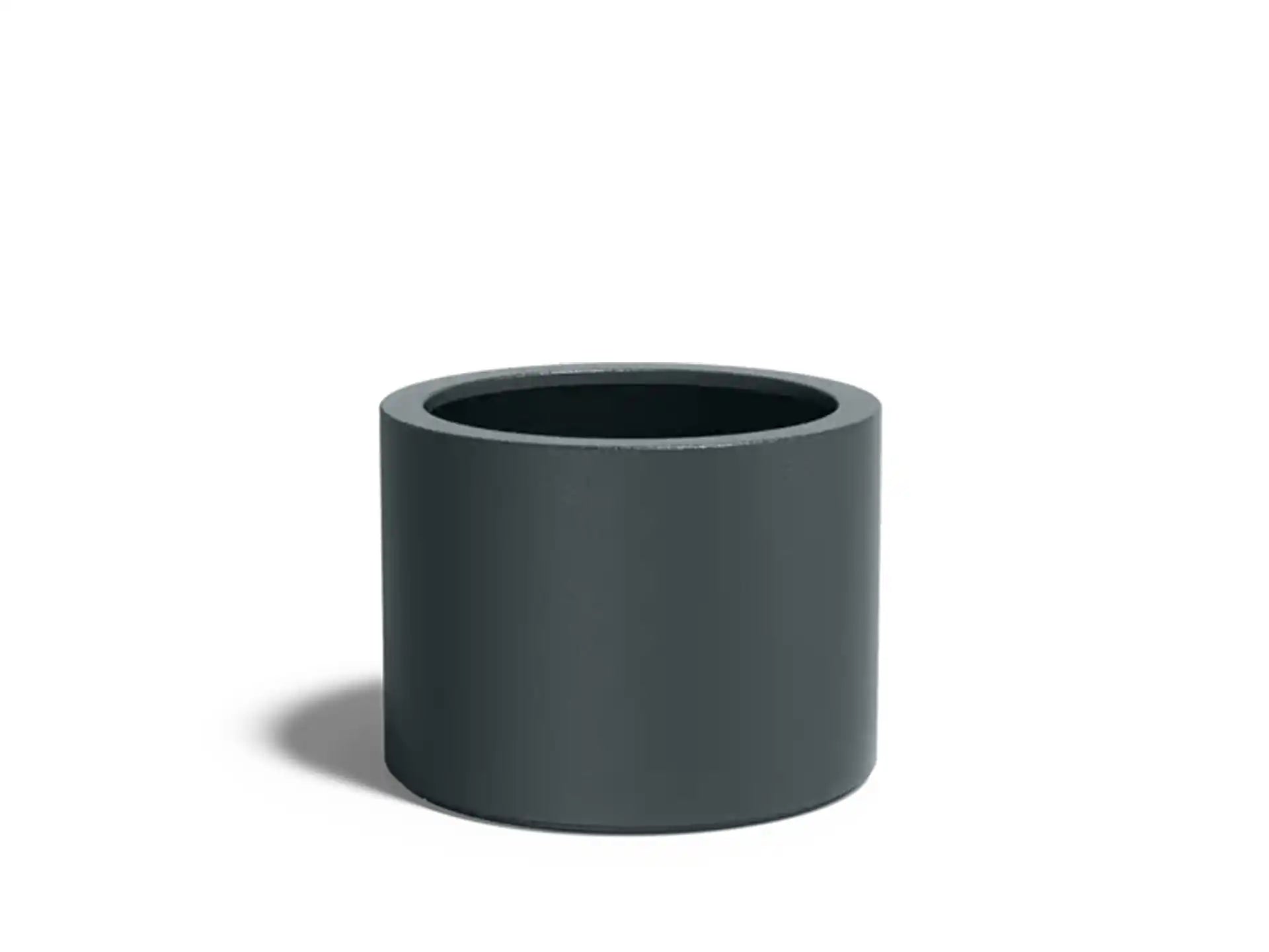 Adezz Circum polyester plantenbak in ronde rechte vorm, 80 × 80 × 60 cm, uitgevoerd in antracietgrijs.