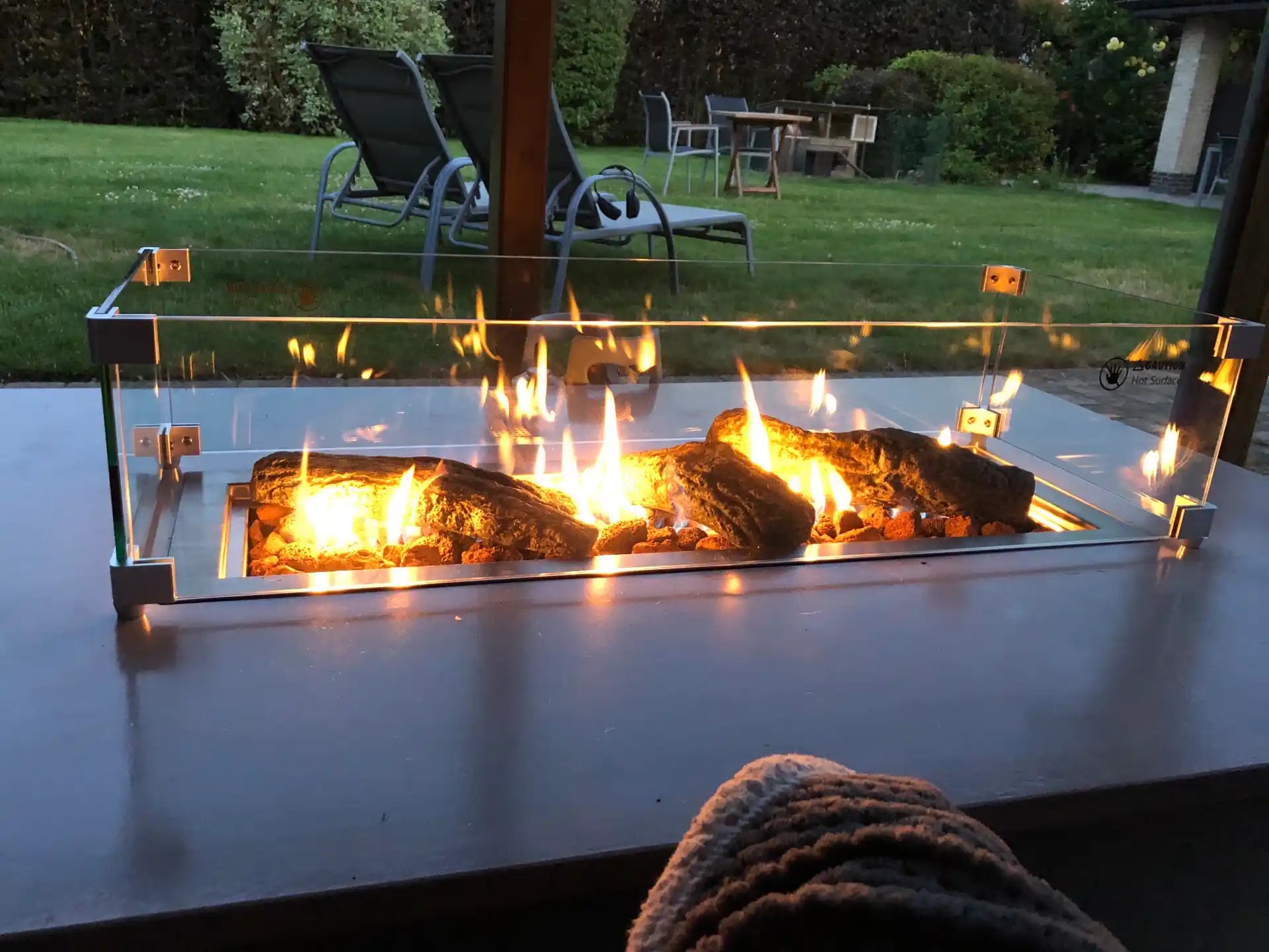 Gofire rechthoekige glasombouw 80 × 80 cm, beschermglas voor gas inbouwbrander.