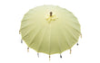 Bovenaanzicht van de Todo Bien Bali parasol geel met strak gespannen doek en decoratieve afwerking.